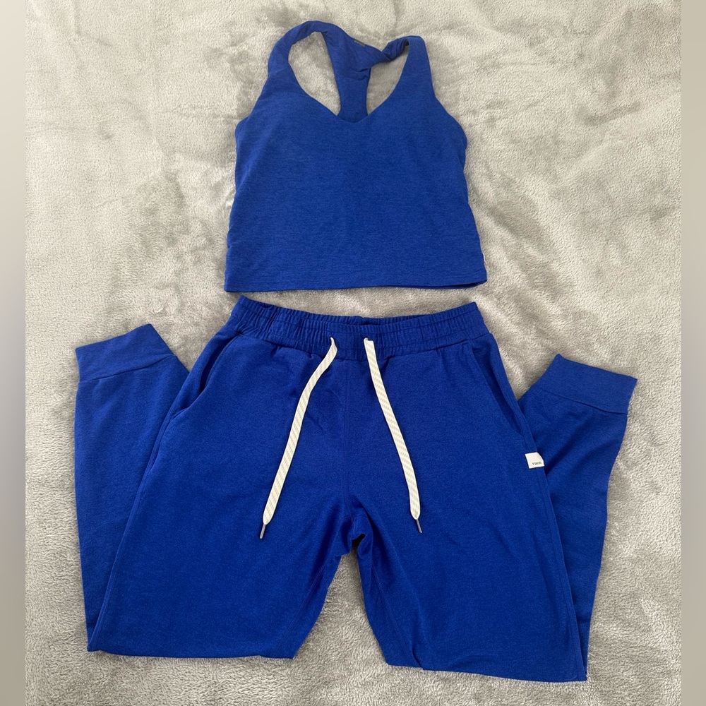 Vuori 2 Piece Set Outfit Women’s XS Blue Performance Jogger Crop Tank